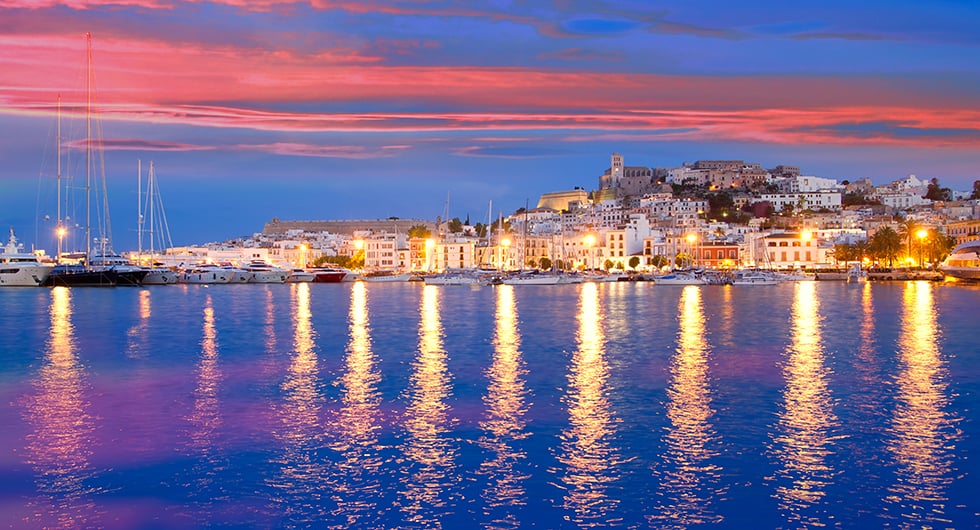 Halvat lennot kohteeseen Ibiza